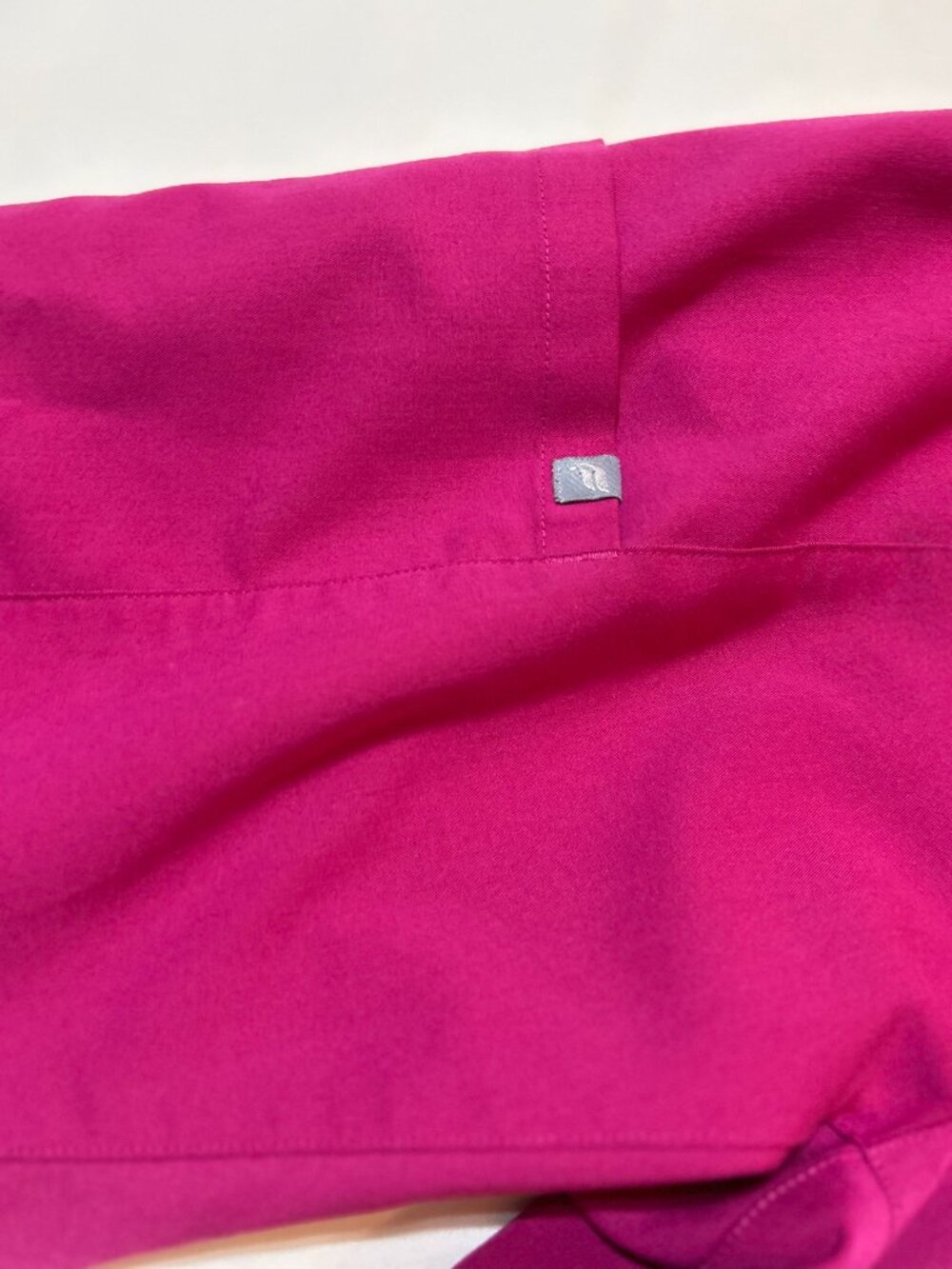 Fabletics On-Call Scrub Jogger Pants; Pink-Fuschia; Drawstring; Size M - Picture 4 of 9